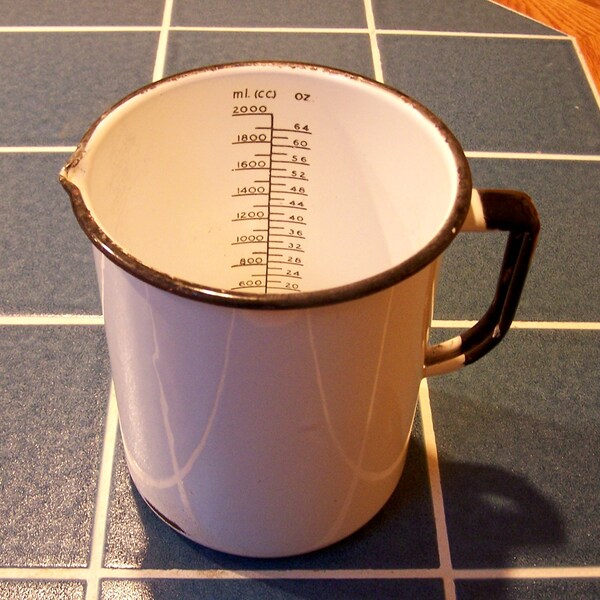 Vintage enamelware measuring cup - pitcher