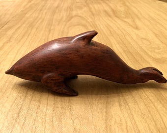 Vintage carved wood whale figurine - 8 1/2" long