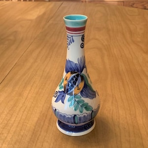 Vintage Gouda Goedewaagen vase - Old Dutch Royal - 7 1/2&quot; tall - floral - Holland - bud vase
