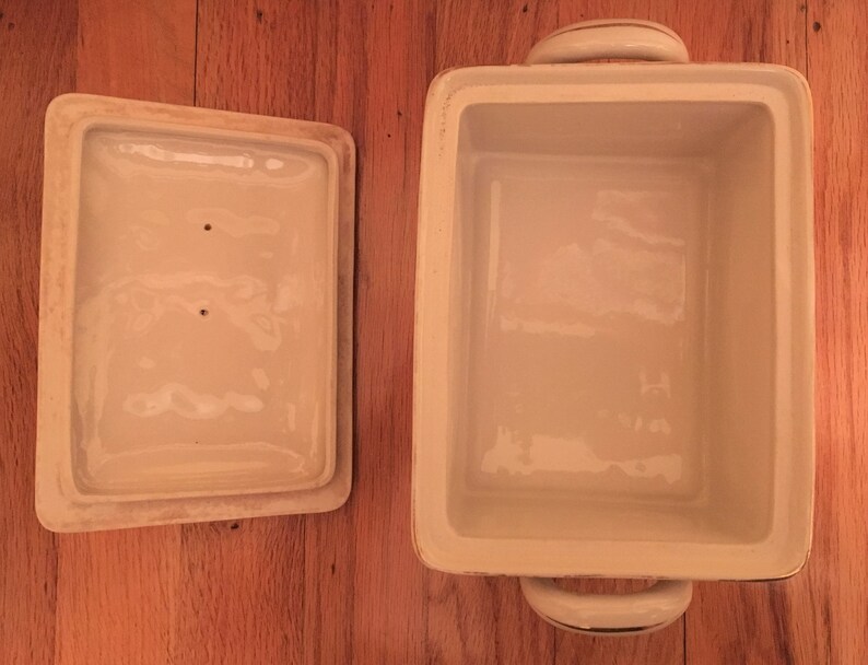 with 2 handles vegetables Vintage covered casserole dish rectangle