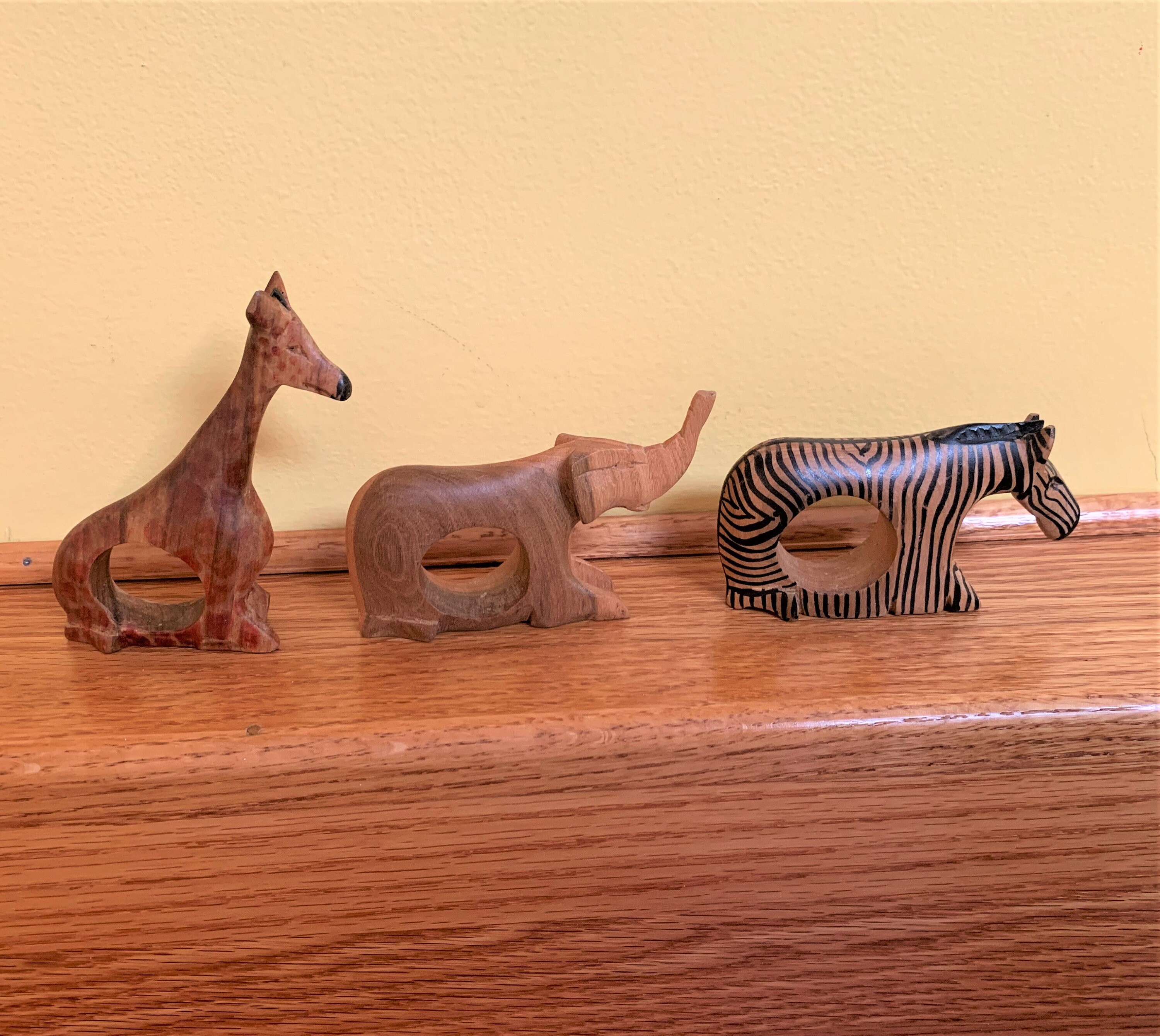 Vintage Wood Animal Napkin Rings Safari Animals Giraffe - Etsy Vintage Wood Animal Napkin Rings Safari Animals Giraffe - Etsy