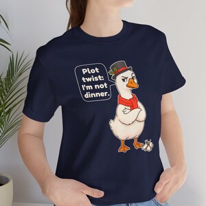 Christmas Goose Shirt, Funny Christmas Carol Tee, English Teacher Gift, Book Lover Gift, Cute Goose Lover Holiday Shirt, Chibi Watercolor bild 14