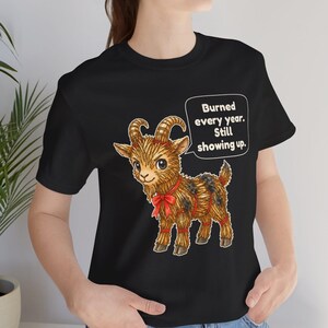 Yule Goat Shirt, Funny Scandinavian Christmas Tee, Swedish Heritage Gift, Folklore Lover Gift, Straw Goat Holiday Shirt, Chibi Watercolor bild 3