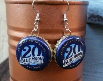 Blue Moon Beer Earring, Bottle Cap Earrings, Beer Jewelry, Drinking Jewelry, Gift for beer drinkers, Gift for bartenders, Gift for Brewers