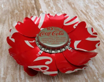 Coca-Cola Flower Magnet, Coke Magnet, Flower Magnet, Recycled Soda Can Magnets, Gifts for Coca-Cola Fans, Red Flower Magnets, Coke Magnets