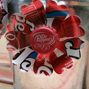 Upcycled Flower Magnet, Soda Art Magnet, Soda Can Magnet, Fridge Magnet, Gifts for Dr Pepper Fans, Soda Art Magnet, Recycled Can Art, Magnet