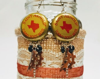 Pendientes de tapa de botella Steampunk, cerveza de raíz de botella, pendientes de tapa de refresco, regalo amante de la cerveza, regalo para camareros, pendientes de arte, pendiente Steampunk,