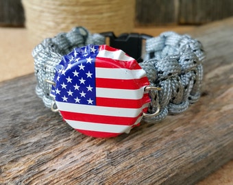 American Flag Bottle Cap  Bracelet, USA Flag Bottle Cap, Paracord Bracelet, Patriotic Wear, Fourth of July, Gift for everyone, American Flag