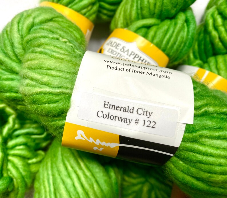 35/% Off Cashmere Genghis Jade Sapphire Hand Spun Hand Dyed Yarn Super Bulky 60 Yards