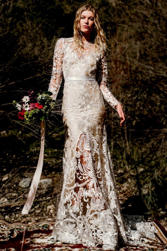 Saldana vintage top wedding dress