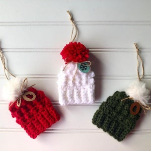 Tiny Toque Christmas Hat Ornament , crochet ornamnet