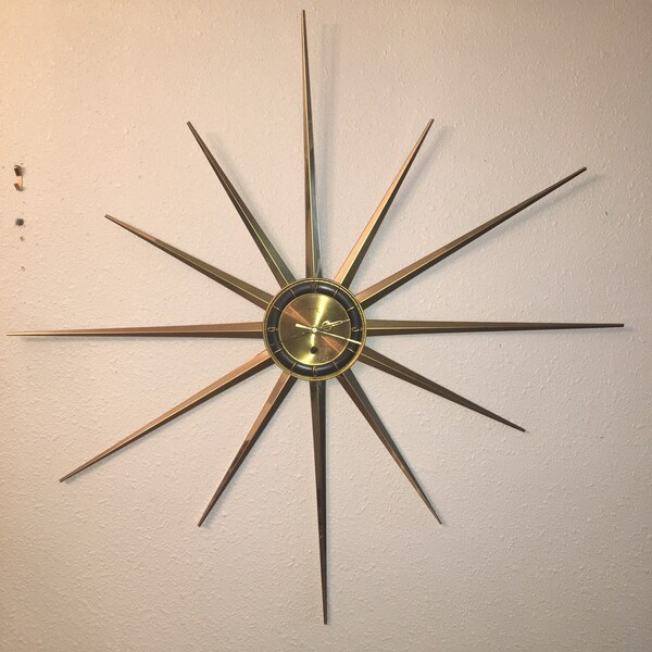 GORGEOUS Huge STARBURST CLOCK by Roxhall - brass battery operated