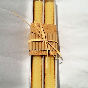 100% Pure Beeswax Hand Rolled Honeycomb Candles 8 1/2" x  3/4" Taper -pair