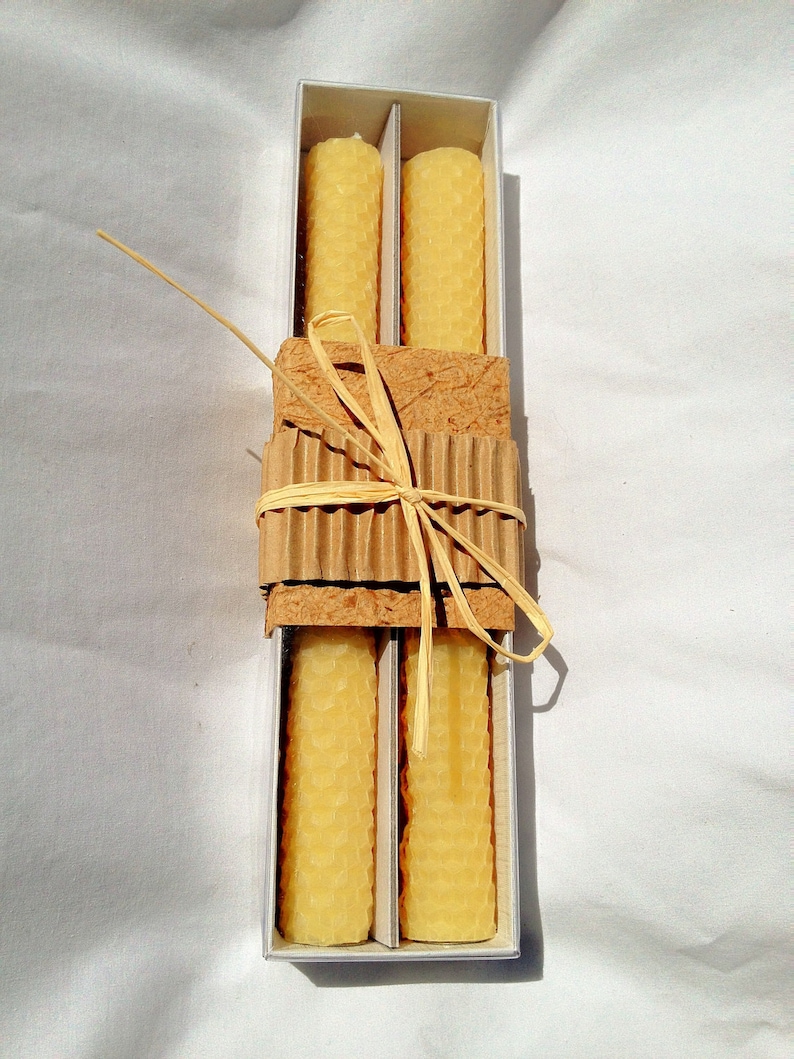 100% Pure Beeswax Hand Rolled Honeycomb Candles 8 1/2 x 3/4 Taper pair image 1