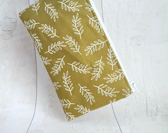 Screen printed zipper pouch