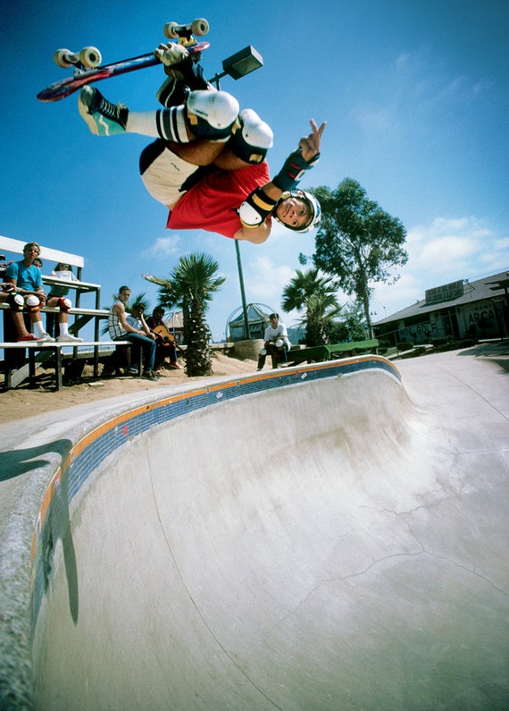 Mike Mcgill Mctwist 540 Skateboarding Photograph - 18 X 24 Inch