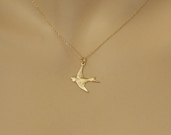 Solid Gold Bird Necklace, Solid 14k Gold Sparrow Necklace, Delicate Flying Sparrow Bird Necklace, Solid 14k Gold Bird Necklace, Bird Jewelry