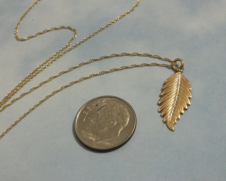 14k Solid Gold Leaf Necklace Delicate Statement Necklace Etsy