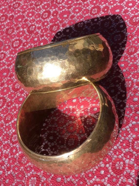 2 Hammered Brass Bangle Bracelets