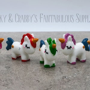 Unicorn Resin Charm  -  Chunky Necklaces - Set of 1 - 33mm x 45mm x 15mm
