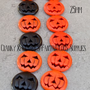 25mm  Jack O' Lantern Beads- Chunky Necklaces - Strand of  16, -  Natural Stone Halloween - Howlite