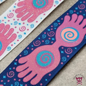 NUEVO COLOR - Inspirado en el niño mago - Luna - Cinta estampada de diseñador de EE. UU. - 1 yarda - 1,5 pulgadas - brillo