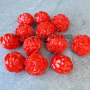 I 22mm Acrylic Solid Red Rose Shape Beads  -  Chunky Necklaces
