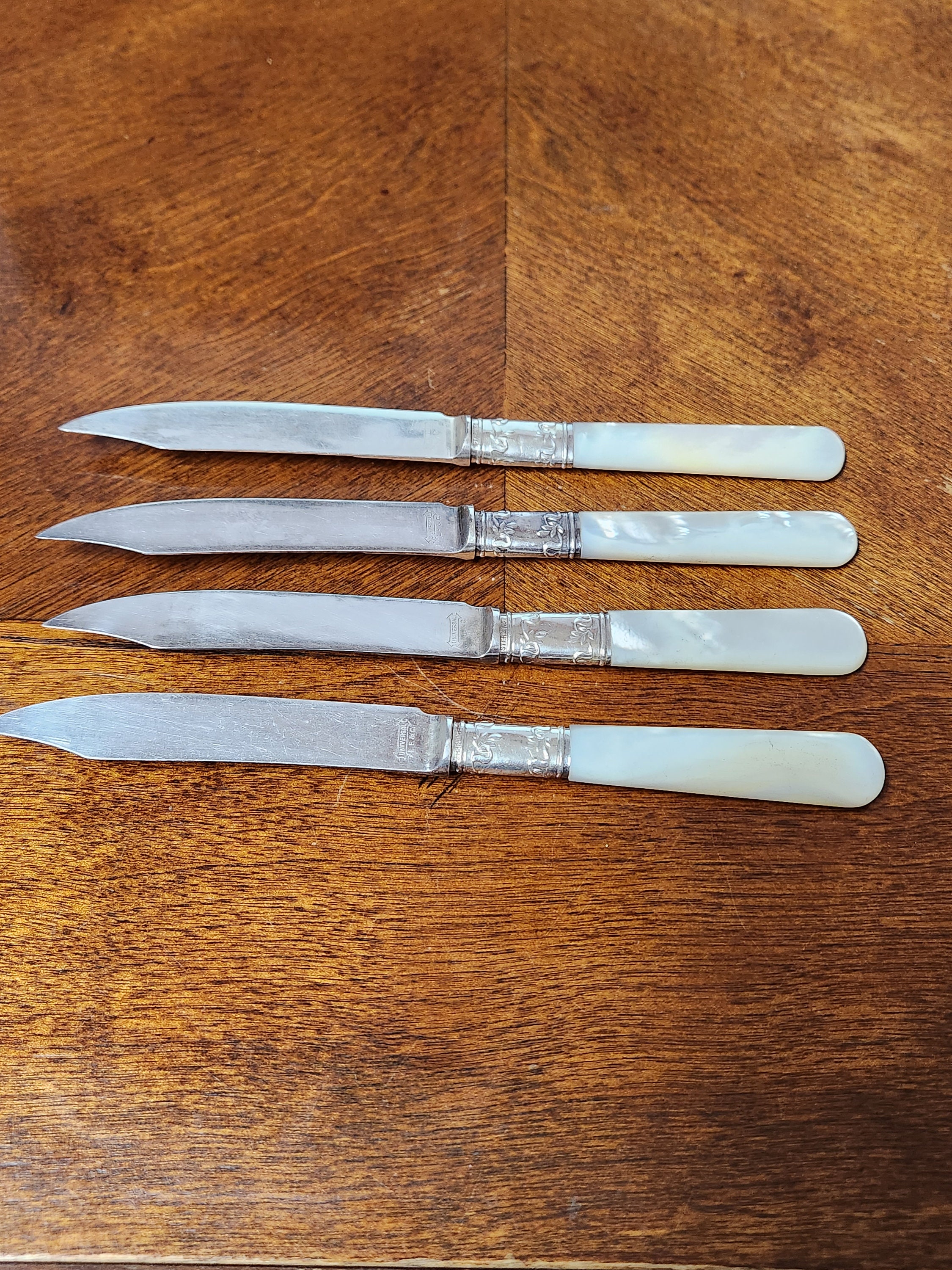 Vintage B.S. Co. plain round silver 6” fruit knife set (5)