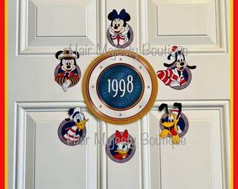 Nautical Cruise Characters Porthole Magnet Set