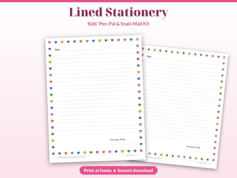 Puede incluir: Dos hojas de papel de carta con l&iacute;neas y el texto Lined Stationery Kids' Pen-Pal & Snail-Mail Kit. El papel presenta un borde de corazones o soles coloridos, con las palabras Dear arriba y From your friend abajo.