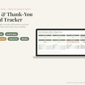 Op de afbeelding: Een digitale tracker-spreadsheet voor cadeaus en bedankkaartjes op een laptopscherm. De interface bevat secties voor ontvangen cadeaus, bedankjes en verzenddata. Tekst: "Made for Excel", "Opens in Google Sheets" en "Alex & Jordan: Gifts & Thank-Yous".
