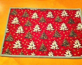 Christmas Placemats: Red and White Green Tree - set of 6