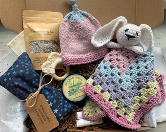 Cotton Baby Girl Gift, New Mom Gift Basket, Postpartum Care Package, New Mom Care Package, Mom to be Care Package, Pregnancy Gift Box