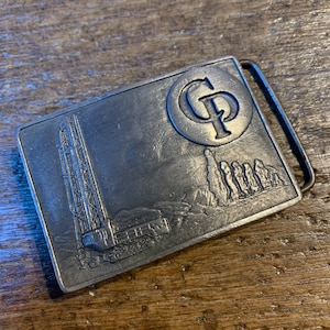 Vintage buckle CP Oil Petroleum Drilling Rig scene advertising pewter colored belt buckle