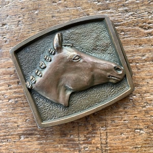 Vintage Horse head figural design brass colored belt buckle
