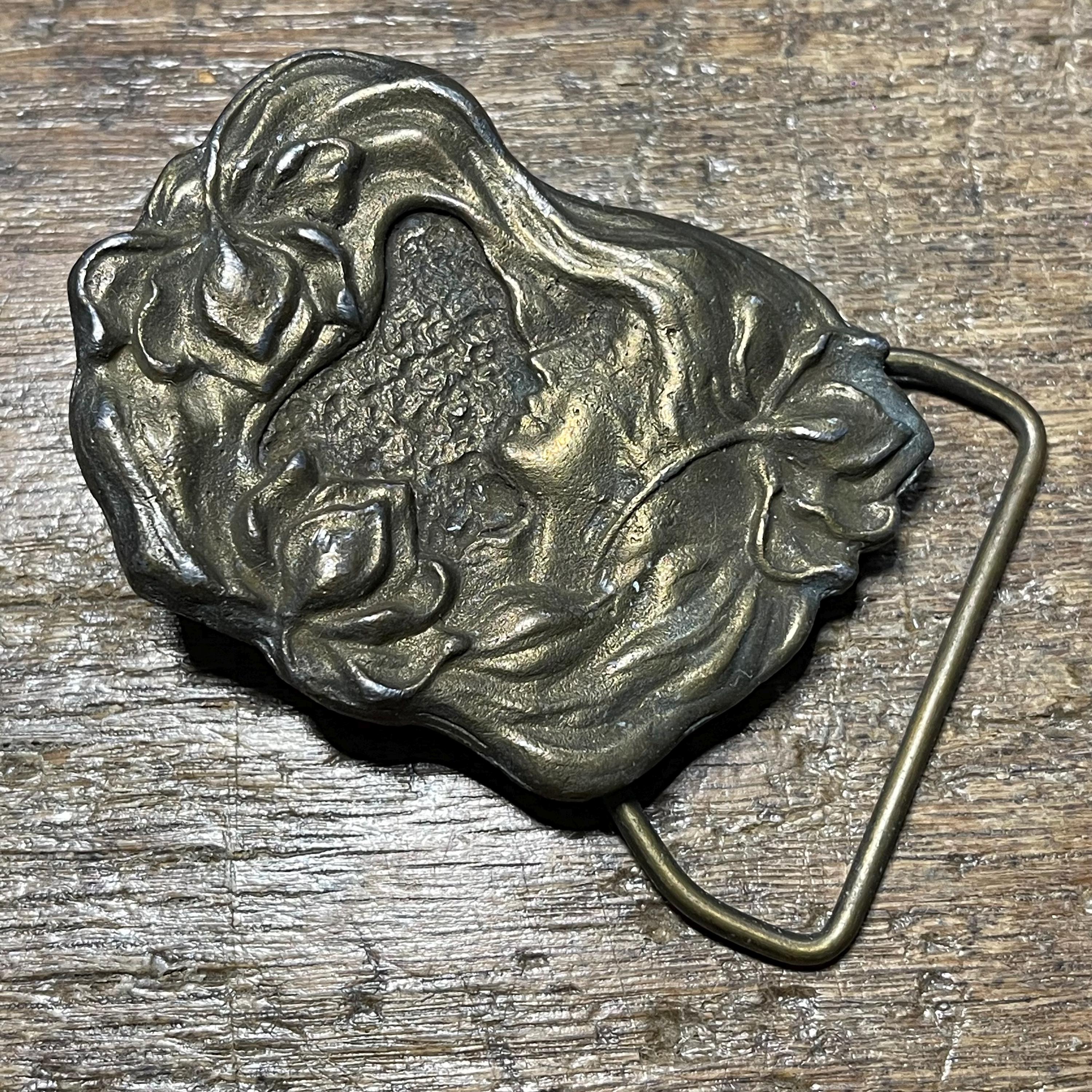 Vintage belt buckle Victorian Style Woman profile and floral design brass colored belt buckle