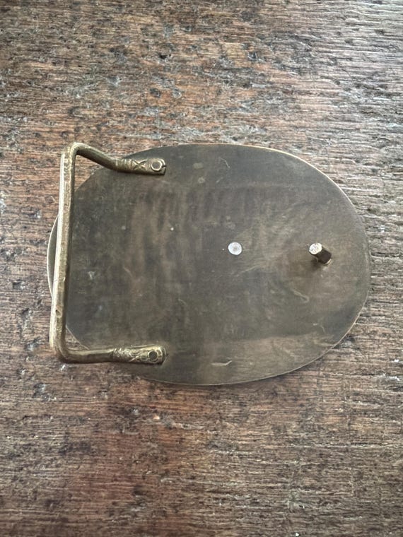 Vintage buckle with miniature scale 3D knife mounted piece brass color base belt buckle View 4