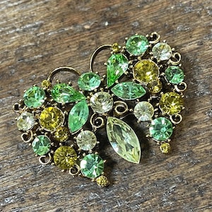 Vintage Butterfly Insect multicolored greens and yellows rhinestone unsigned Pin Brooch