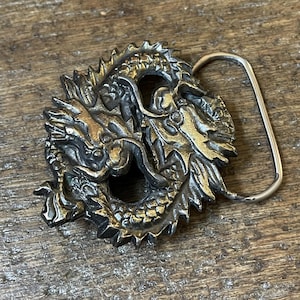 Vintage Fantasy Asian Dragons figural raised design gold colored belt buckle Limited Edition 1978