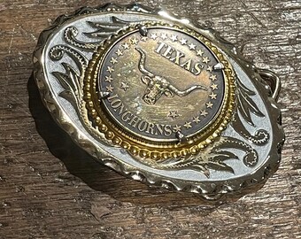 Vintage Western Texas Longhorns design coin cabochon gold and white colored vines western style belt buckle