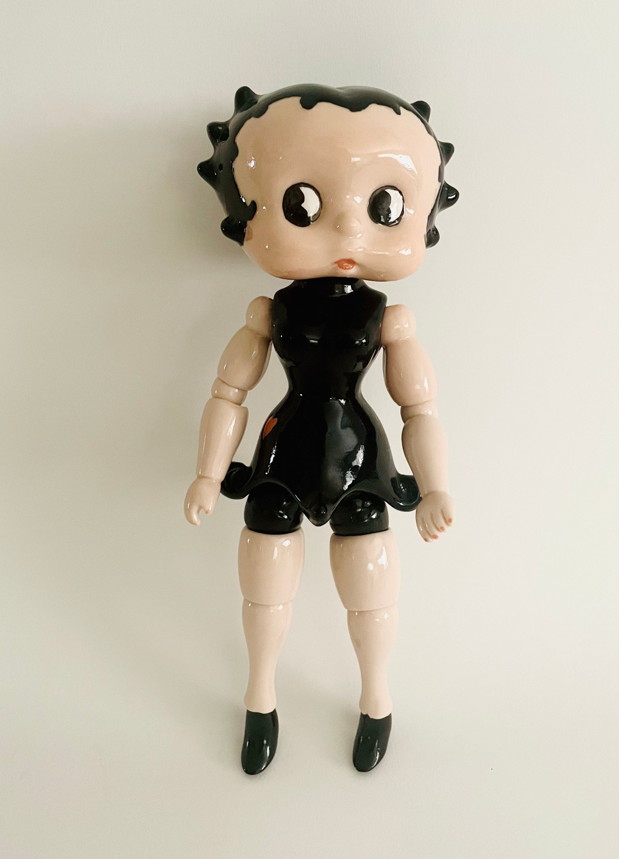 Historia da Boneca Betty Boop  Betty boop, Fantasias de desenhos