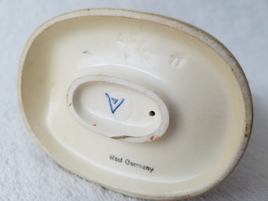 1950 TMK2 Goose Girl Hummel Figurine Stamped Markings of V Etsy