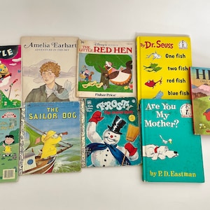 Kinderbuch Set mit kleinen goldenen Büchern, Dr. Seuss, Charlie Brown, Frosty der Schneemann, Tootle, Heidi, Matrosenhund