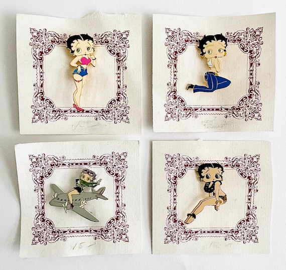 4 vintage Betty Boop pins, lapel pins, Hawaiian, … - image 1