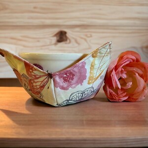 PEACH AND YELLOW Butterfly Bowl Cozy