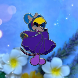 Ms. Fieldmouse Dress - Thumbelina Inspired Pin