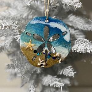 Sanddollar Ornament,Christmas Tree Ornament,Beach House Decor,Personalized Beach Ornament,Unique Ornament,Beach Lover Ornament,Beach Art