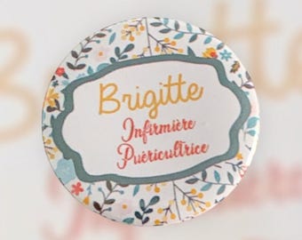 Badge Métier personnalisé - Infirmière - Aide Soignante - Fleurs jaune bleu - Commande Personnalisable