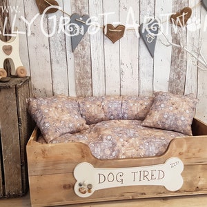 Handcrafted wooden dog bed, Driftwood Brown, MEDIUM-LARGE 75cm x 54cm x 25cm 29.5 x 20.5 x 10 Dog Tired