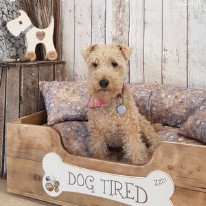 Handcrafted wooden dog bed, Driftwood Brown, MEDIUM-LARGE 75cm x 54cm x 25cm 29.5 x 20.5 x 10 image 5